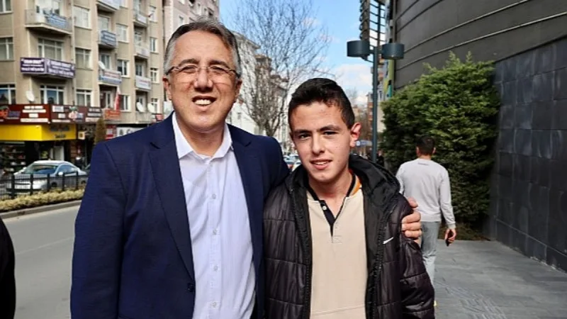 Nevşehir Belediye Başkanı Dr. Mehmet Savran, ramazan ayının ilk gününde esnaf ziyaretlerinde bulundu.