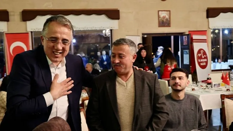 Nevşehir Belediye Başkanı Dr. Mehmet Savran, şehit yakınları, gaziler ve aileleri onuruna düzenlenen iftar programına katıldı