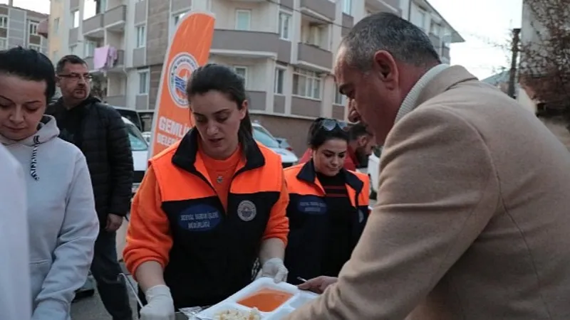 Ramazan ayında birlik ve beraberliğin adresi Gemlik oldu