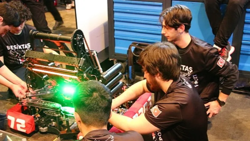 FRC Istanbul Regional'da Kazanan Robotik Takımları Belli Oldu