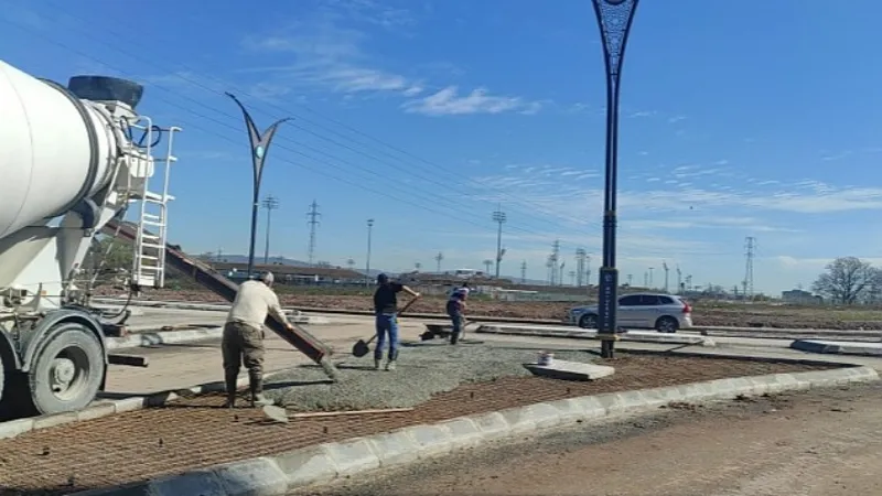 Kartepe Asiller Caddesinde son rötuşlar