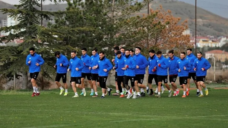 Nevşehir Belediyespor, Hafta Sonu Oynayacağı Elazığspor Maçı İçin Hazırlıklarını Tamamladı