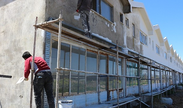 Antalya Büyükşehir'den Serik Çandır Toptancı Hali'ne modern dokunuşlar