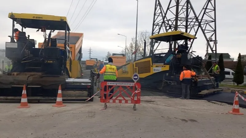 Gölcük fabrikalar bölgesinde asfalt seferberliği