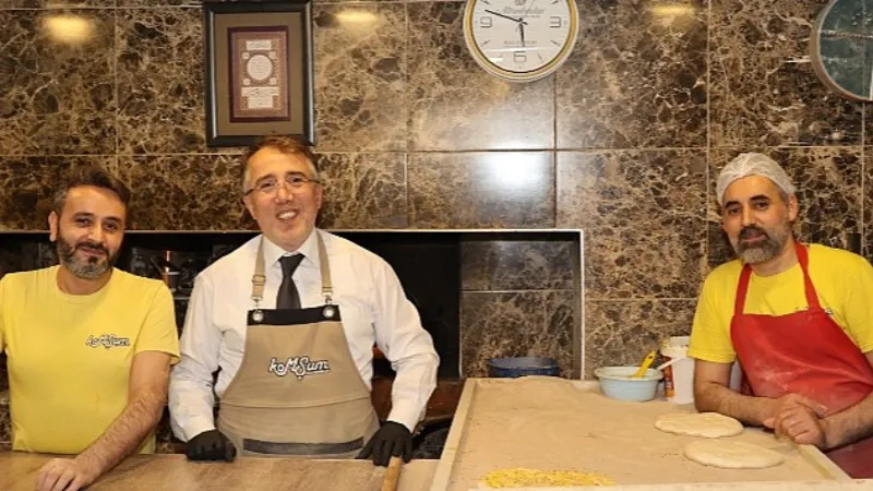 Nevşehir Belediye Başkanı Dr. Mehmet Savran Fırında Pide Pişirdi