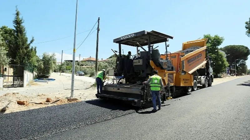 Muğla Büyükşehir Menteşe'nin Kırsal Mahallelerinde Yolları Yeniliyor