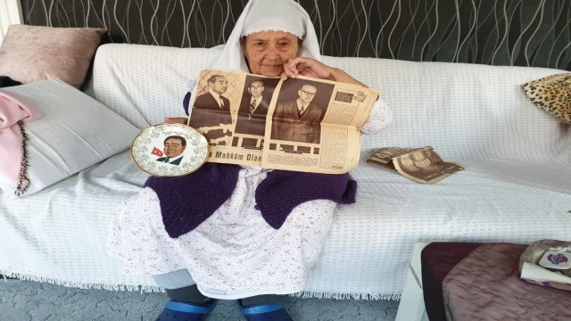 85 yaşındaki Altan Nine’nin Menderes sevgisi görenleri şaşırtıyor
