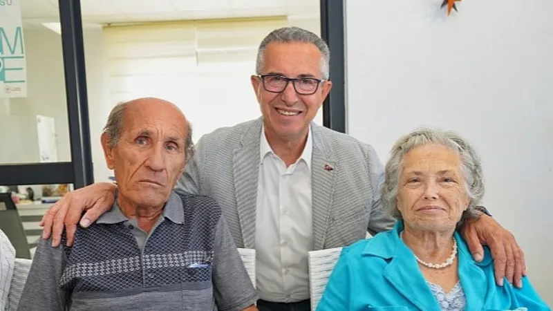 Bu merkez Alzheimer demans hastalarını hayata bağlıyor