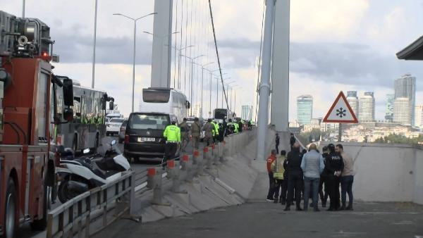 15 Temmuz Şehitler Köprüsü'nde intihar girişimi trafiği kitledi          