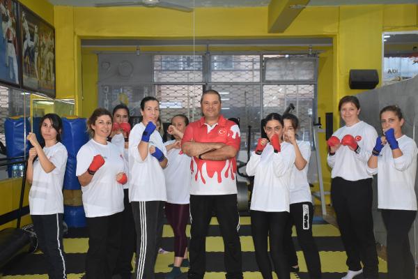 Şiddet mağduru kadınlara hem tekvandoyu hem haklarını öğreten proje
