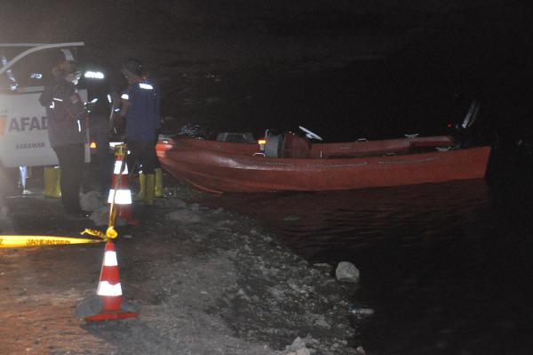 Karaman'da baraja araç düştü