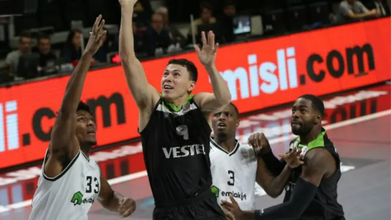 Beşiktaş Emlakjet: 73-76 :Manisa Büyükşehir Belediyespor