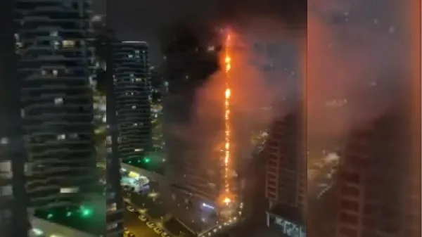 Kadıköy'de 24 katlı rezidansta yangın