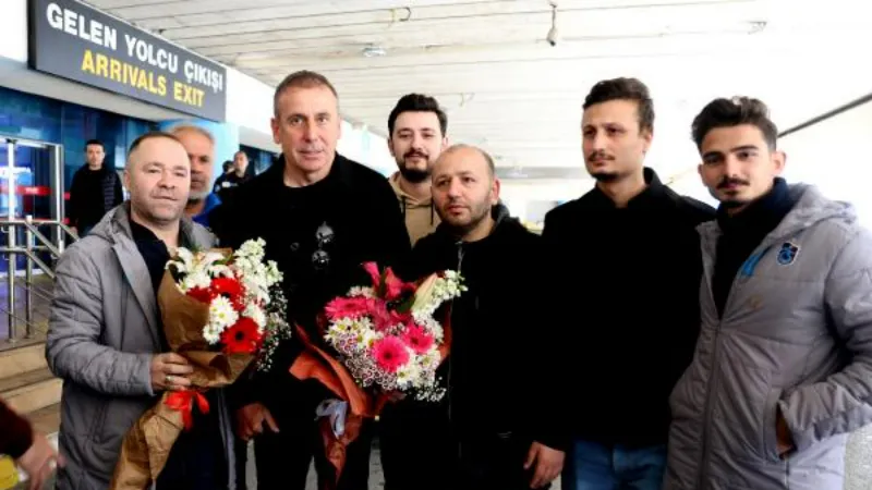 Abdullah Avcı’ya Trabzon'da çiçekli karşılama