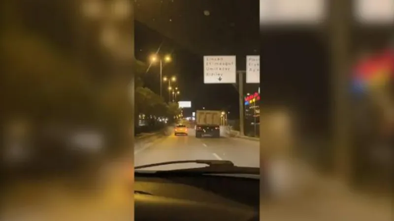 Ankara'da kamyoncu ile taksicinin inatlaşması trafikte tehlike yarattı