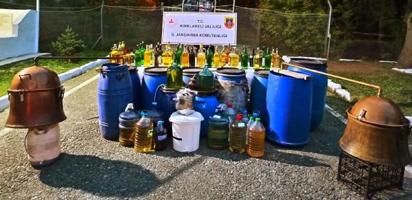 Kırklareli'de 1320 litre sahte içki ele geçirildi