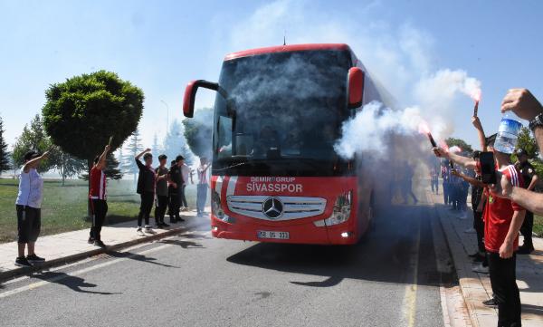 Sivasspor, İsveç’e coşkuyla uğurlandı