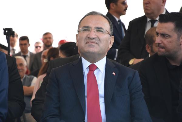 Bakan Bozdağ: İsveç ve Finlandiya’ya terörist iade taleplerini yeniden gönderiyoruz