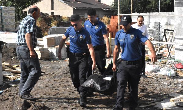 İnşaatın 5'inci katından düşen işçi öldü