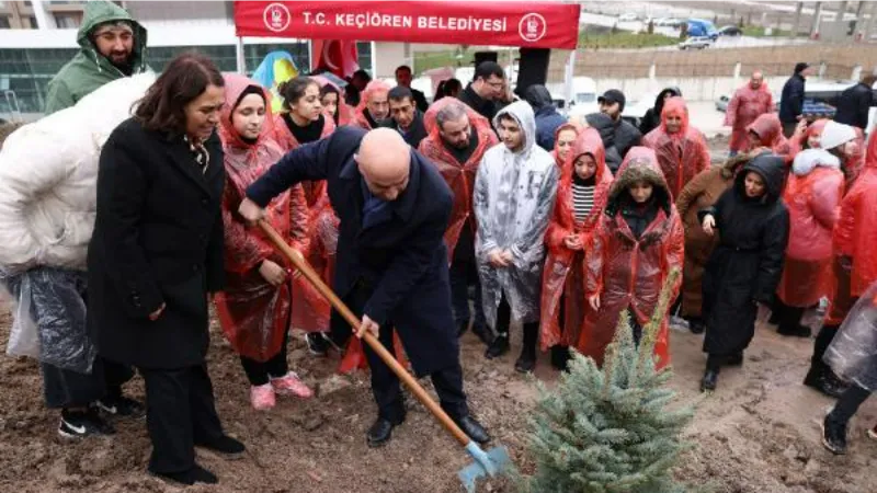 Keçiören’deki ‘Deprem Şehitleri Hatıra Ormanı’ fidanla buluştu 