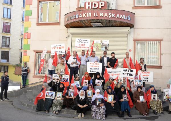 Diyarbakır'da evlat nöbetindeki aile sayısı 312 oldu