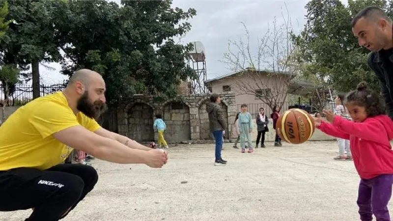 Şile Spor Akademisi eğitmenleri Hatay’da depremzede çocuklarla bir aray geldi