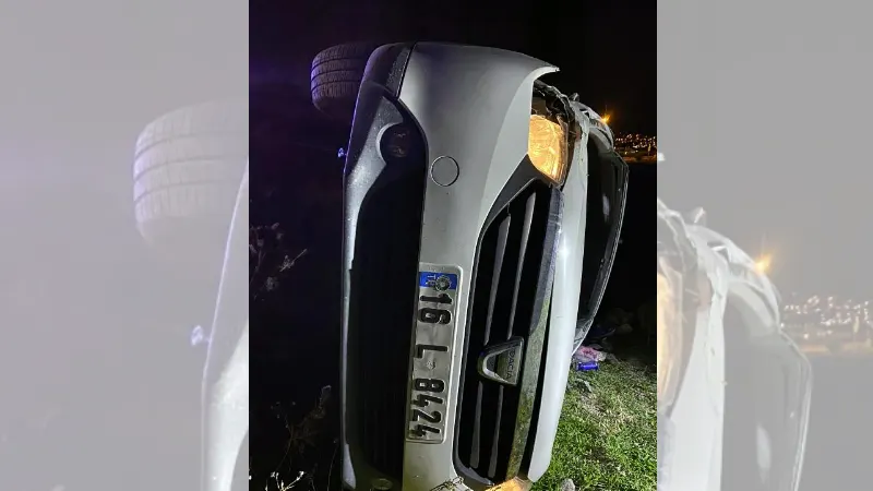 Bodrum'da otomobil, şarampole yuvarlandı: 2 yaralı