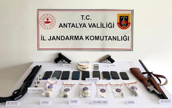 Antalya'da 'Beyaz Kelebek' operasyonu: 17 gözaltı