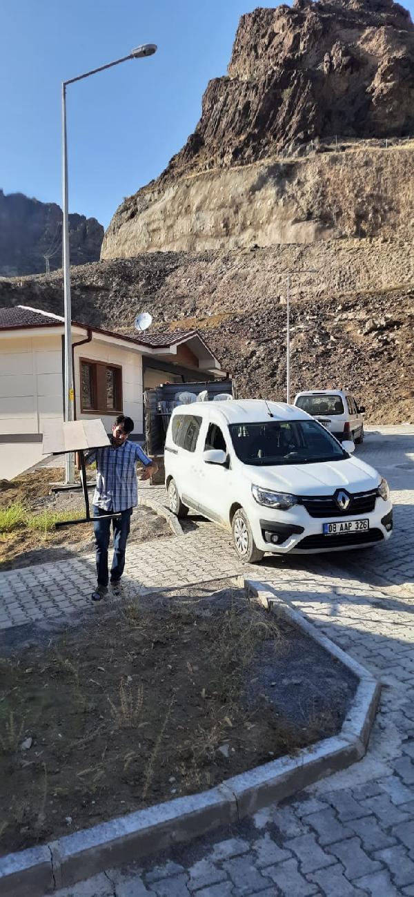 Yeni Yusufeli'nde hüzün ve sevinç bir arada