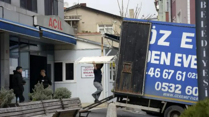 Kağıthane Devlet Hastanesi'nde taşınma devam ediyor