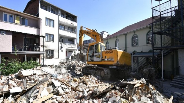 Adalet Camii’ne yeni hizmet binası