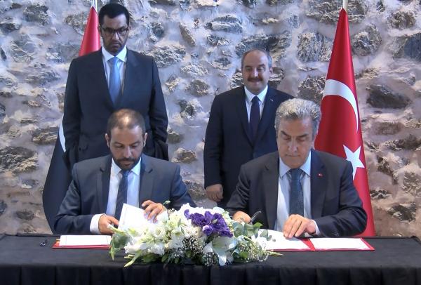 Türkiye-BAE arasında uzay alanında iş birliği mutabakatı imzalandı