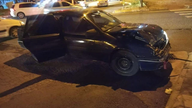 Adıyaman’da iki otomobil çarpıştı: 5 yaralı