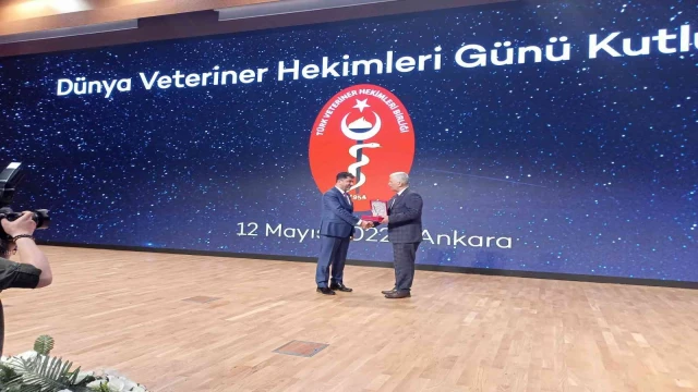ADÜ Rektörü Aldemir, Dünya Veteriner Hekimler Günü programına katıldı