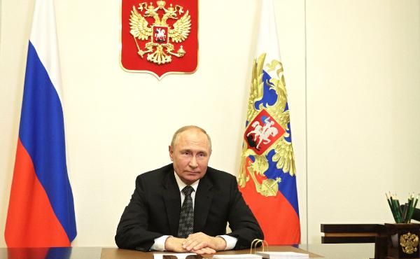 Putin: ABD, darbeler düzenliyor ve iç savaşlar çıkarıyor
