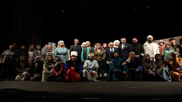 ’Ahi Evran’ Tiyatro Oyunu sahnelendi