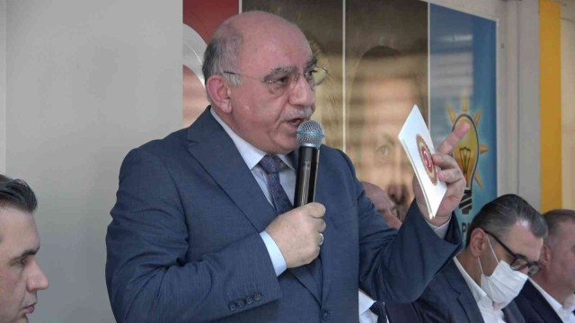 AK Partili Karahocagil: “Ukrayna 25 yıl önce 3. büyük nükleer güçtü, bugünkü hali ortada”