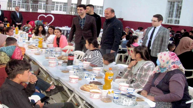 Araban’da öksüz ve yetim çocuklara iftar verildi