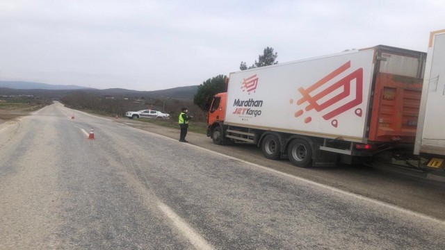 Araçlarında cep telefonu kullananlara ceza yağdı