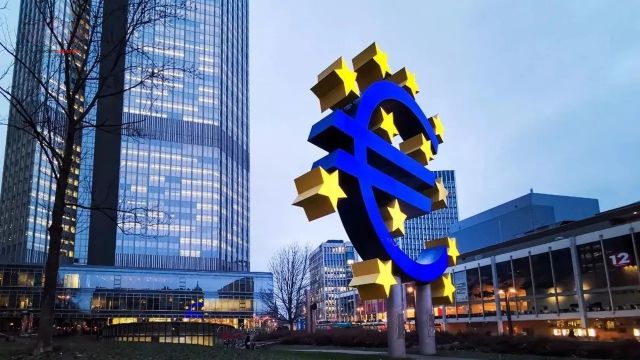 Avrupa Merkez Bankası'ndan Polonya ile swap anlaşması