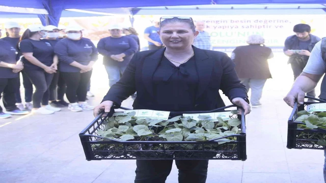 Aydın Büyükşehir Belediyesi Ata tohumlarını vatandaşlarla buluşturdu