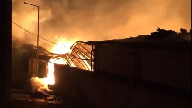 Aydın’da su fabrikasında yangın