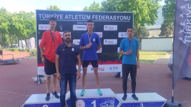 Aydınlı sporcudan çifte madalya