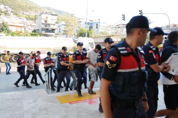 Antalya'da 'Beyaz Kelebek' operasyonu: 17 gözaltı