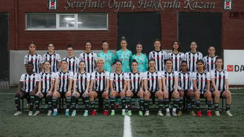 Beşiktaş Kadın Futbol Takımı, Vodafone ile sponsorluğunu 1 yıl uzattı