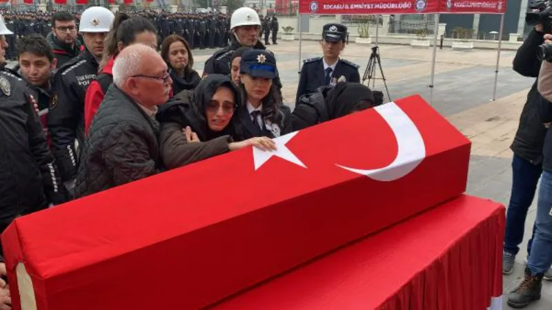 Şehit trafik polisinin cenazesi, törenle memleketine uğurlandı