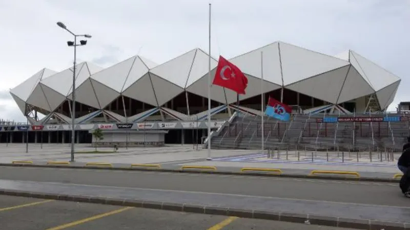 Depremzedeler için Basel maçına hatıra bilet