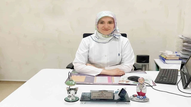 Bağırsakları göğüs kafesinde doğdu