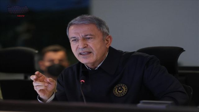 Bakan Akar: "(Mariupol'de tahliyeler) Kısa zamanda olumlu gelişmeler bekliyoruz"