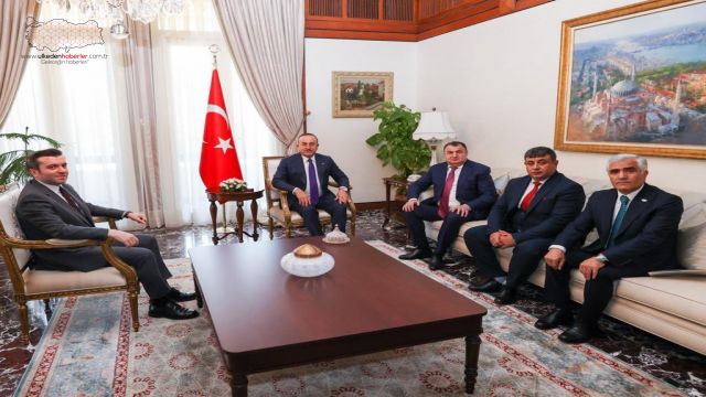 Bakan Çavuşoğlu, DATÜB yetkililerini ağırldı